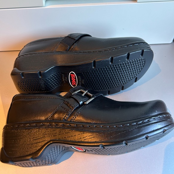 Women’s Black Leather Klogs Size 9 - Picture 9 of 10